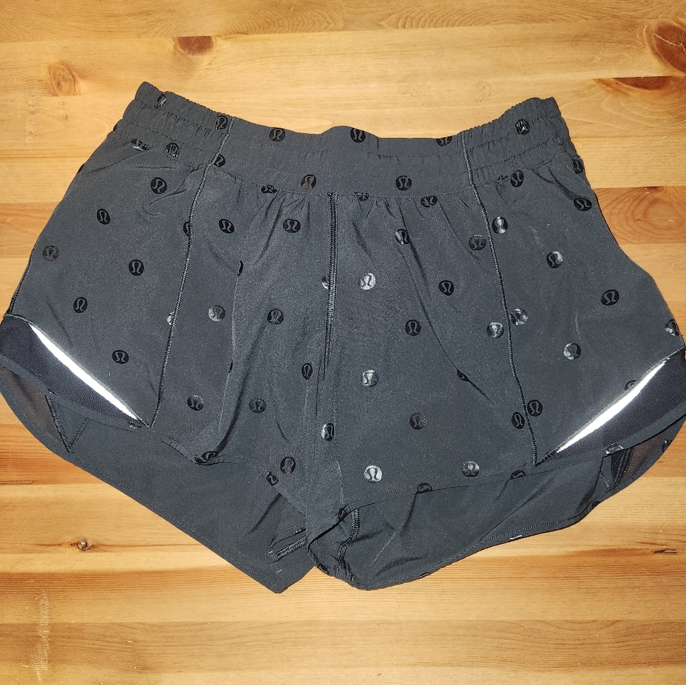 Lululemon Hotty Hots Size 10 tall